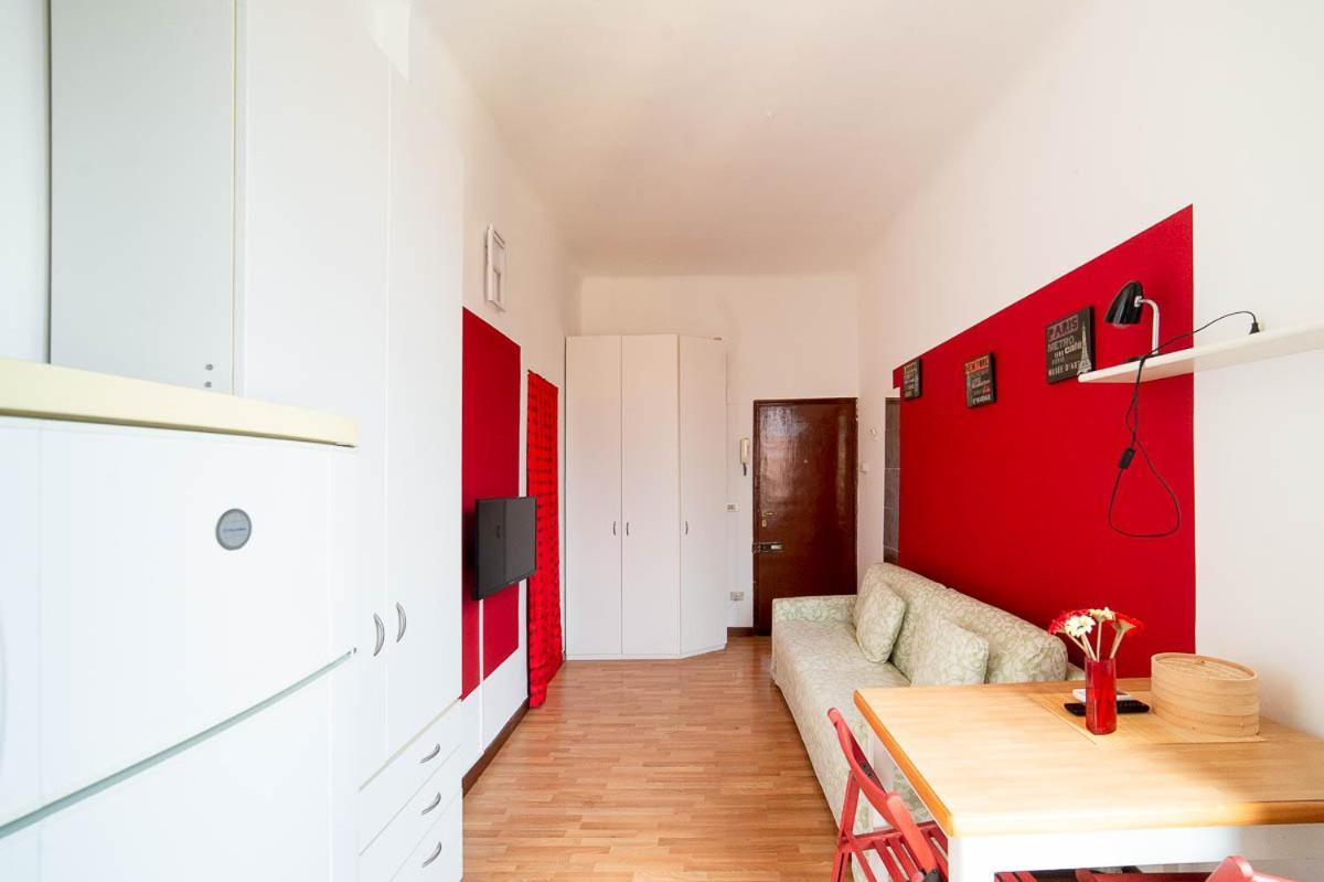 Hbhall Navigli 21 Milan Exterior photo